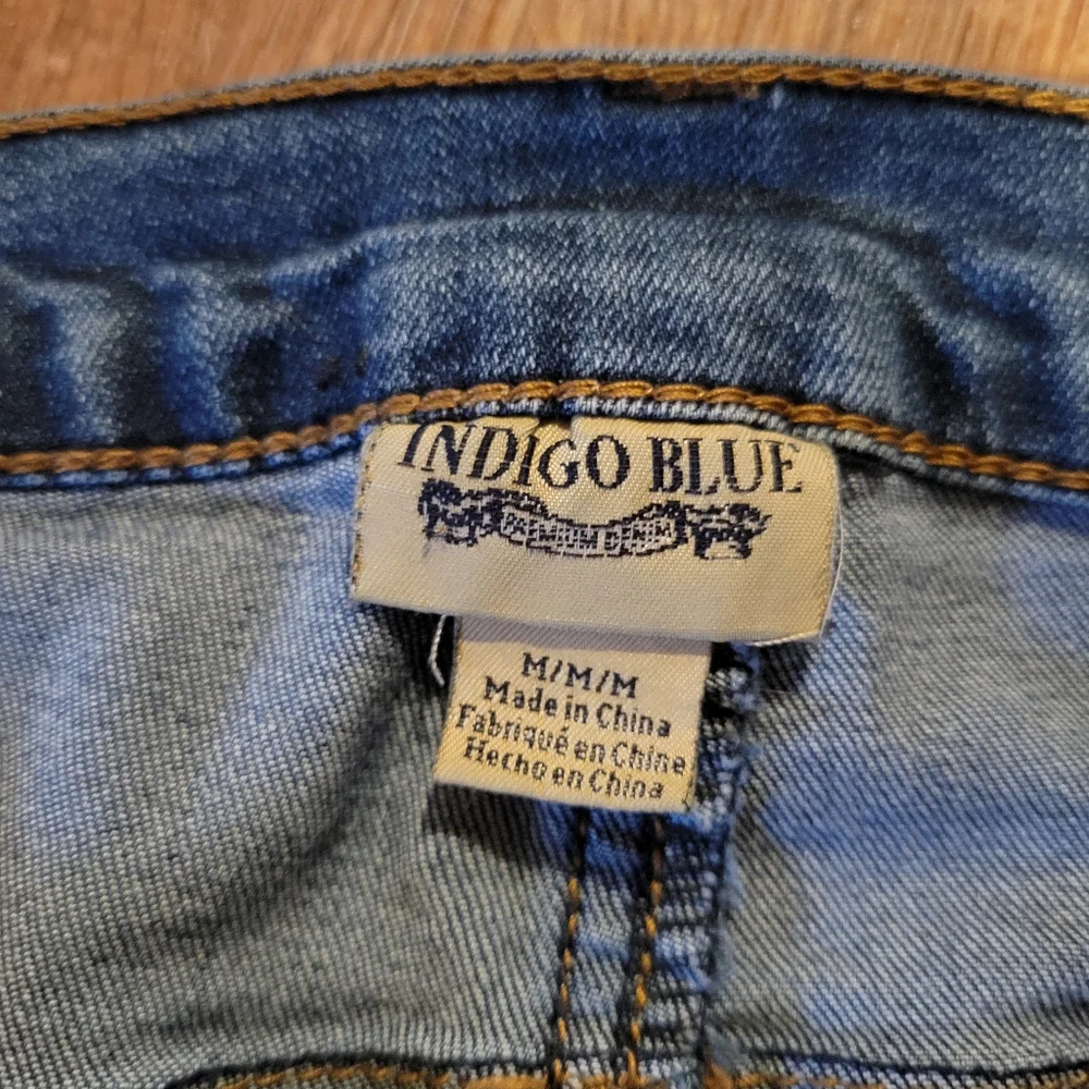 Indigo Blue Distressed Maturnity Jeans, Size Medium (16W) - Picture 7 of 12